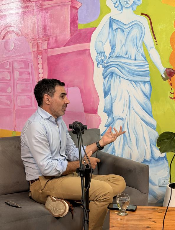 Grabación de un podcast en el living de conversación de Norstream